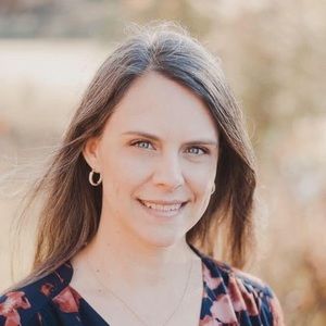 Meet your Posher, Monica